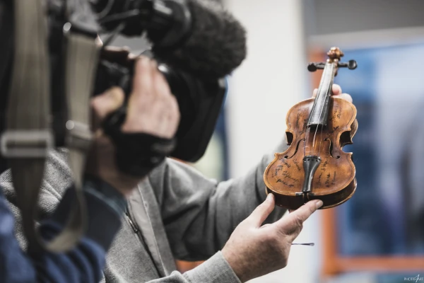 Изображение к статье: Та самая скрипка Кремера.