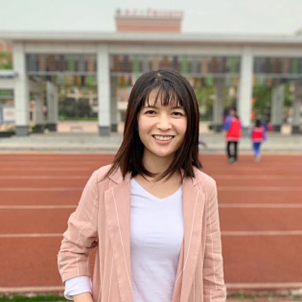 Изображение к статье: NYT: Богатые россияне нанимают китайских нянь