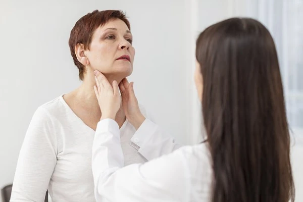 Изображение к статье: Названы часто игнорируемые признаки рака щитовидной железы