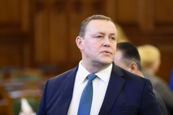 Изображение к статье: Изменения в пенсиях по выслуге лет будут касаться только новых сотрудников