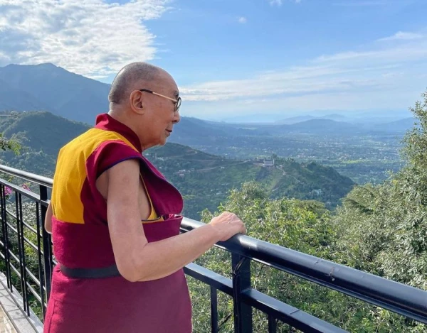 Изображение к статье: Далай-лама: ладно, рожусь еще раз. Он подтвердил: реинкарнация состоится, но не сказал где и когда