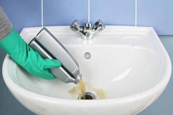 Изображение к статье: Как предотвратить засор и избавиться от неприятного запаха из сливов