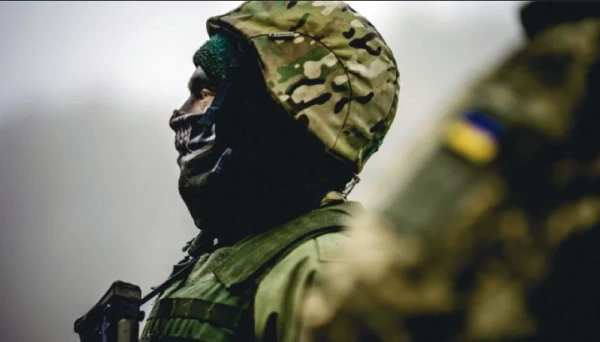 Изображение к статье: Назван инициатор остановки военных поставок США на Украину