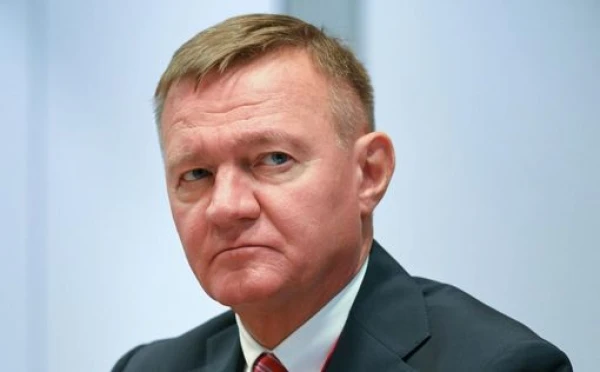 Изображение к статье: Путин отправил в отставку министра транспорта, который тут же покончил с собой