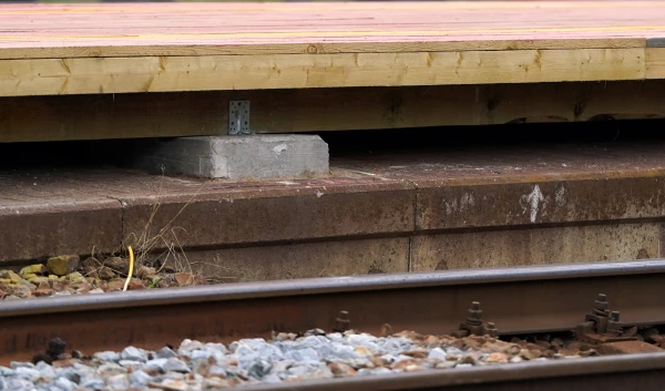 Изображение к статье: На Центральном вокзале начинают строить деревянные платформы. Какие неудобства ждут пассажиров