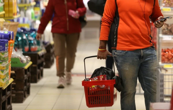 Изображение к статье: Цены снова вверх: Латвия бьет рекорды ЕС по уровню инфляции