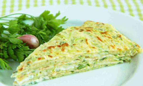 Изображение к статье: Летний тортик: оригинальная закуска из кабачков