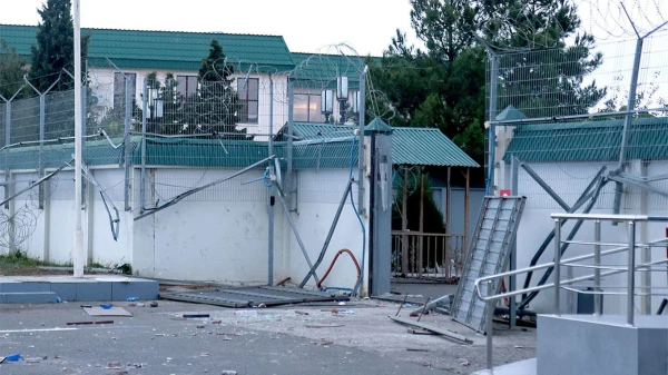 Изображение к статье: Инфраструктура аэропорта Махачкалы была серьезно повреждена.