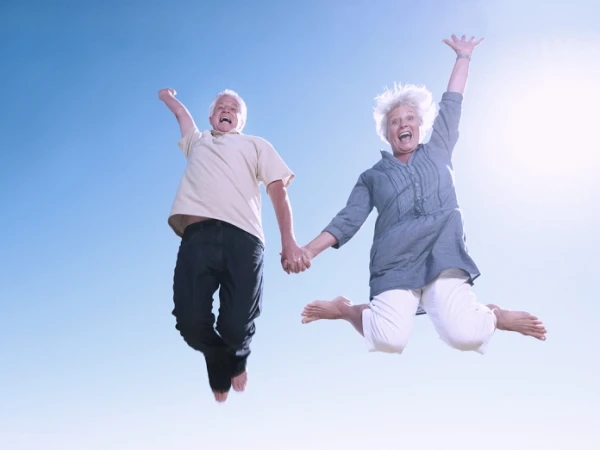 Изображение к статье: Только без фанатизма: что реально работает на ваше долголетие, а что — модное преувеличение