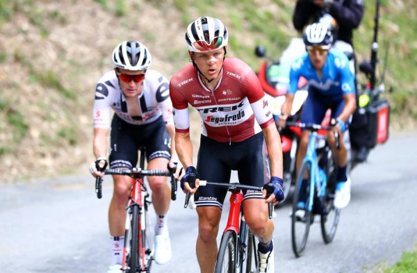 Изображение к статье: «Тур де Франс»: попробуй-ка догони Погачара