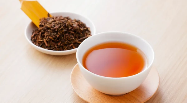 Изображение к статье: Забудьте о матче, пора переходить на ходзичу: чем уникален новый вид чая