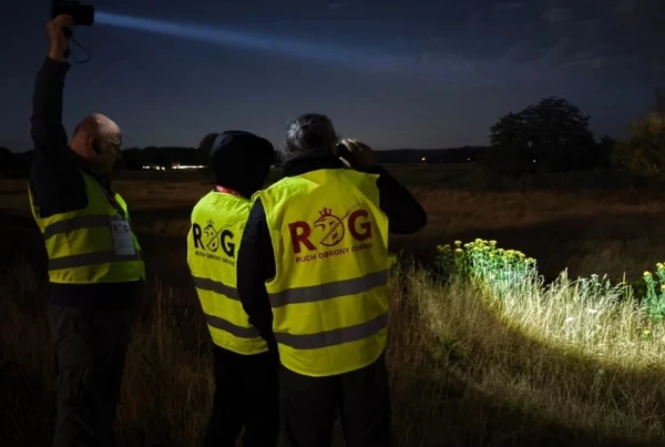 Изображение к статье: Общественность взяла судьбу страны в свои руки.