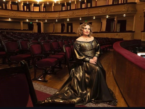 Изображение к статье: Людмила Викторовна родилась в городке Ирклиев, Черкасской области.