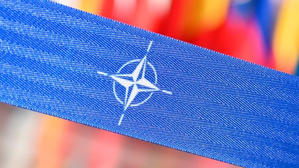 Изображение к статье: Почти половина европейцев не слышали о лидерах НАТО и ЕС