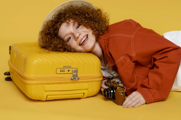 Изображение к статье: Что не стоит брать с собой в путешествие: эксперт назвала 10 лишних вещей