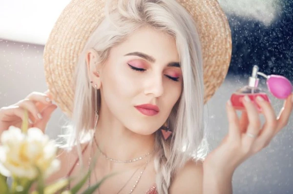 Изображение к статье: Запах счастья: духи с этими нотами интереснее всего раскрываются во время отпуска на море