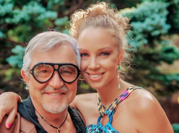 Изображение к статье: Дмитрий Дибров разводится с супругой спустя 16 лет брака