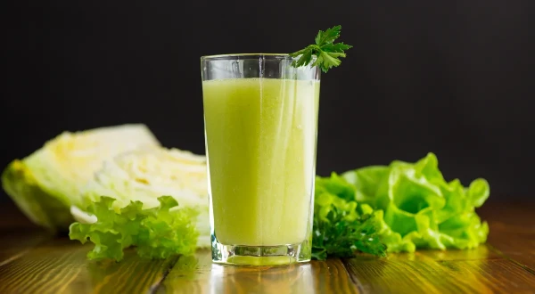 Изображение к статье: Что будет, если пить капустный сок?