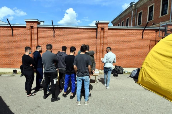 Изображение к статье: Три евро в день: МВД отказывается увеличивать выплаты соискателям убежища