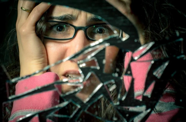 Изображение к статье: Лицо - не виноград, а изюм: врачи бьют тревогу из-за популярного препарата