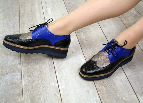 Изображение к статье: На смену кроссовкам: что такое дерби и почему их уже носят самые стильные женщины