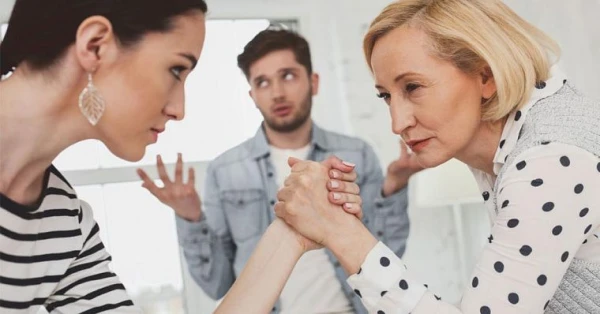 Изображение к статье: Вторая мама: 6 шагов к хорошим отношениям со свекровью