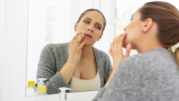 Изображение к статье: «Лицо стресса»: откуда берутся необычные отёки