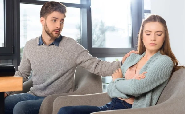 Изображение к статье: Пожить отдельно — это конец отношений или шанс? Как реагировать на такое предложение?