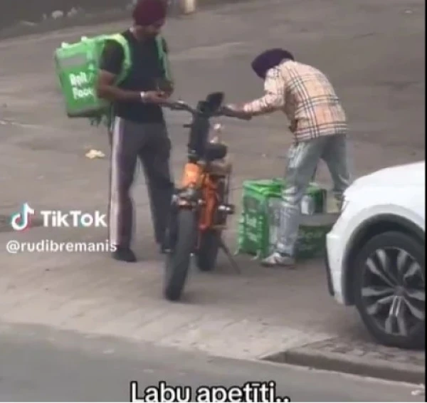 Изображение к статье: Становится ли Рига все «темнее»? Сначала на улицах появились смуглые мужчины...