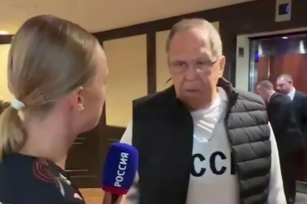 Изображение к статье: Раскрыты новые подробности о свитере Лаврова с надписью «СССР»