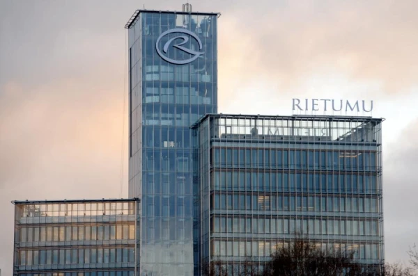 Изображение к статье: В России собрались конфисковать имущество коммерческого банка Латвии