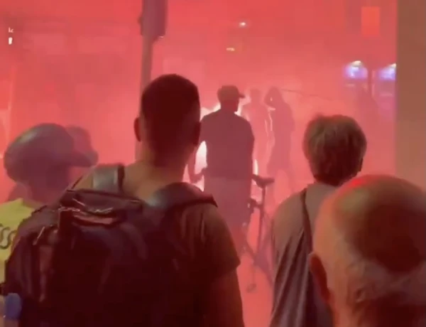 Изображение к статье: Сербская полиция задержала сотни демонстрантов