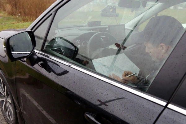 Изображение к статье: Начат сбор подписей за обязательное предупреждение перед наложением штрафа за парковку