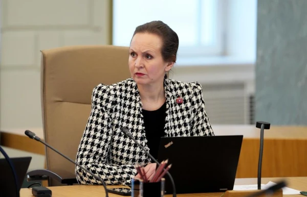 Изображение к статье: Нам хотят облегчить жизнь? Экс-министр: давно пора выдавать больничный только после 3-го дня болезни