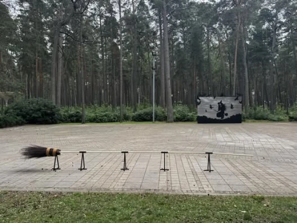 Изображение к статье: «Ведьма сбежала»: новая шутка Эдгара Ринкевича рассмешила соцсети