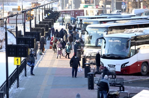 Изображение к статье: Слишком маленькие зарплаты, слишком дорогое топливо. Перевозчики предупреждают о банкротствах