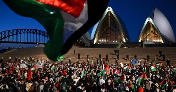 Изображение к статье: Сторонники Палестины старались найти знаковые локации.