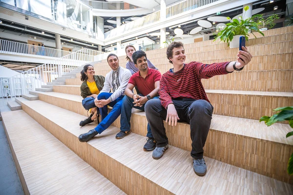 Изображение к статье: Университет привлекает детей разных народов. Фото lu.lv