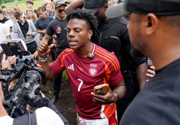 Изображение к статье: IShowSpeed высветил расизм в латвийском обществе – эксперт о визите знаменитости