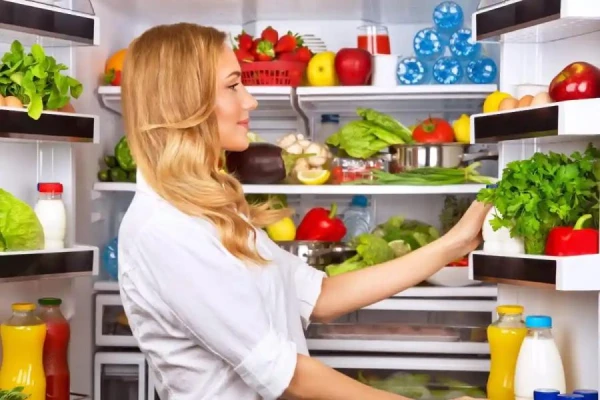 Изображение к статье: Может закончиться реанимацией: какие продукты хранят только в холодильнике