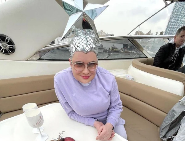 Изображение к статье: Почему Верка Сердючка не хочет переводить свои хиты: мнение коллеги