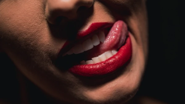 Изображение к статье: Отвратительная привычка телеведущей в эфире разозлила зрителей