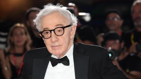 Изображение к статье: «Это потрясающе!» Вуди Аллен оценил Москву и Санкт-Петербург