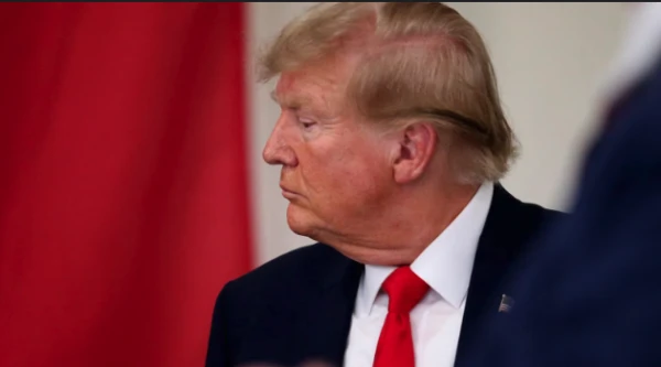 Изображение к статье: Экс-посол США в НАТО обвинил Трампа в непонимании сути войны в Украине