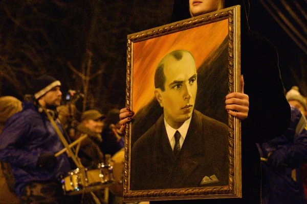 Изображение к статье: В Киеве пригрозили президенту Польши из-за бандеровской символики