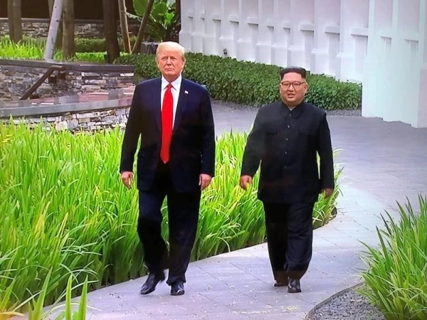 Изображение к статье: Трамп хотел бы вновь встретиться с лидером КНДР