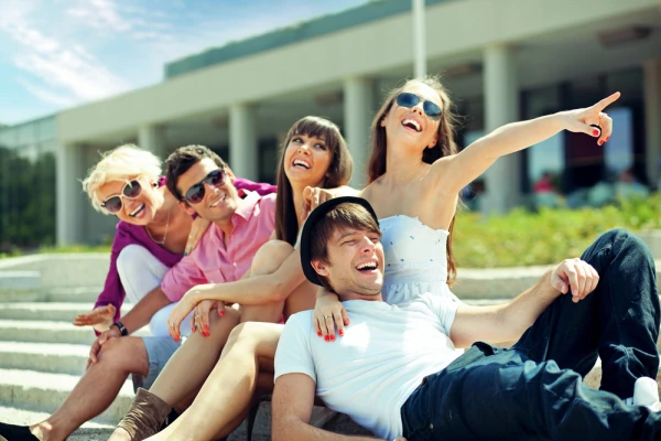 Изображение к статье: Радость здесь и сейчас: главные правила счастливых людей