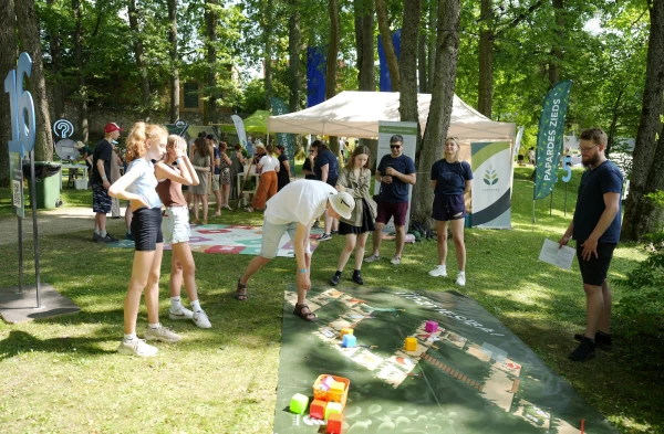 Изображение к статье: За проступки — 10 отжиманий: эксперты проверили детские лагеря