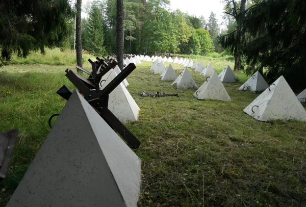 Изображение к статье: Линия Спрудса: толщину «железного занавеса» между ЛР и РФ хотят увеличить до 30 км