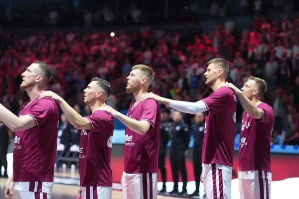 Изображение к статье: Банки, Порзиньгис и другие игроки пояснили, почему стартовали на Евробаскете с поражения